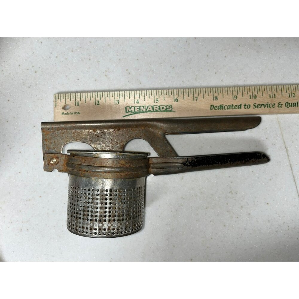 Vintage Landers Fray and Clark Potato Masher Used - Picture 9 of 14